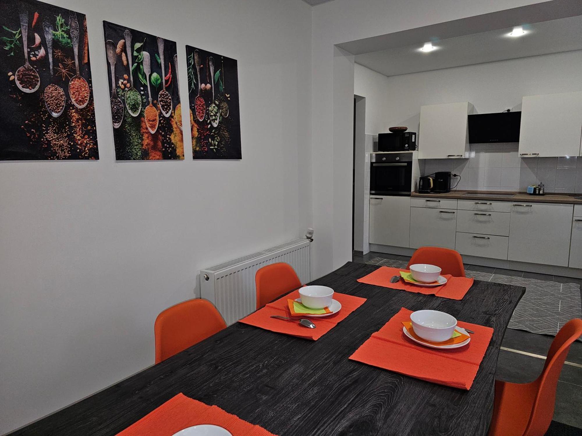 Warburg, Fewo "Sweet Home" 2,5 Zi- Eg-Separater Eingang - Parkplatz - Terasse- Komfortabel,Renoviert Exteriér fotografie