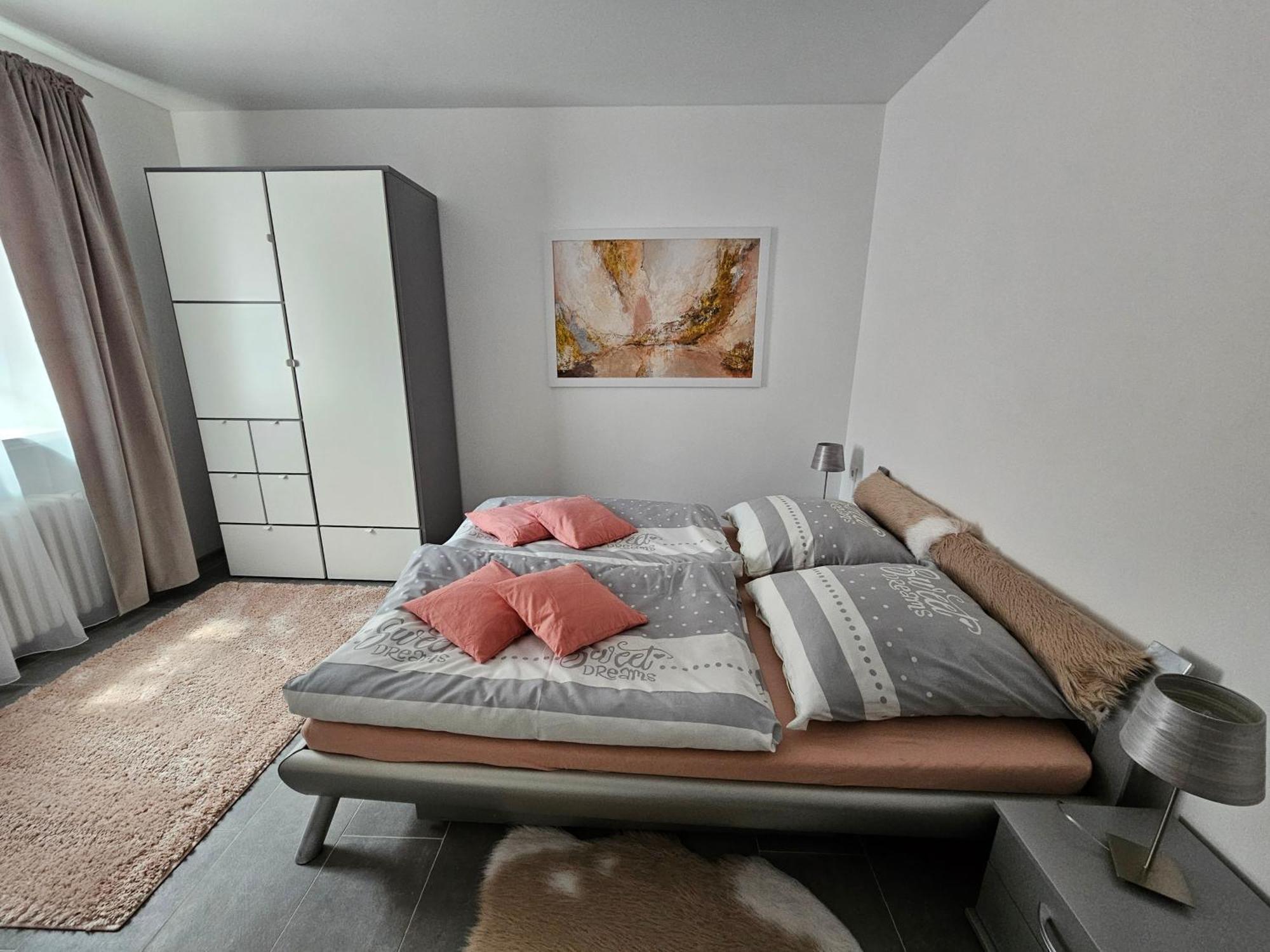 Warburg, Fewo "Sweet Home" 2,5 Zi- Eg-Separater Eingang - Parkplatz - Terasse- Komfortabel,Renoviert Exteriér fotografie