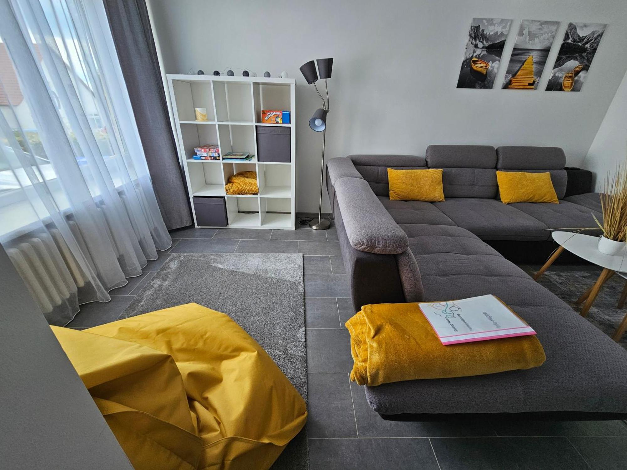 Warburg, Fewo "Sweet Home" 2,5 Zi- Eg-Separater Eingang - Parkplatz - Terasse- Komfortabel,Renoviert Exteriér fotografie