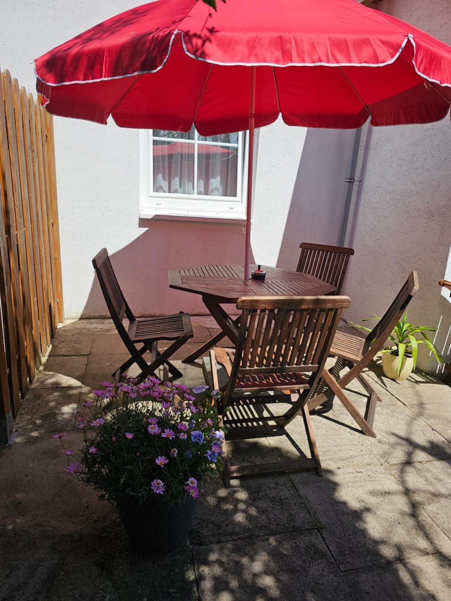Warburg, Fewo "Sweet Home" 2,5 Zi- Eg-Separater Eingang - Parkplatz - Terasse- Komfortabel,Renoviert Exteriér fotografie